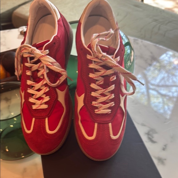 Rife Sheen Red Sneakers by ALOHAS Sz 8/8.5 - Picture 3 of 5